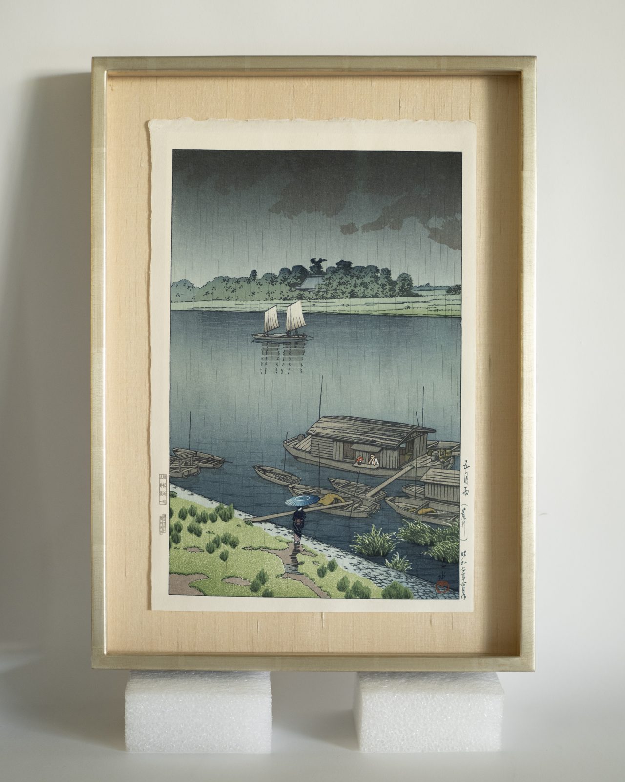 Japanese woodblock print in a flat-top gilded frame, SBAS Houston